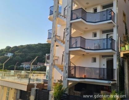Apartmani Mekić, Magán szállás a községben Utjeha, Montenegró - 56543721-ba87-4e3d-9f31-f3b7975dabf4